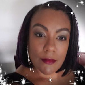 Meet your Posher, Naomi